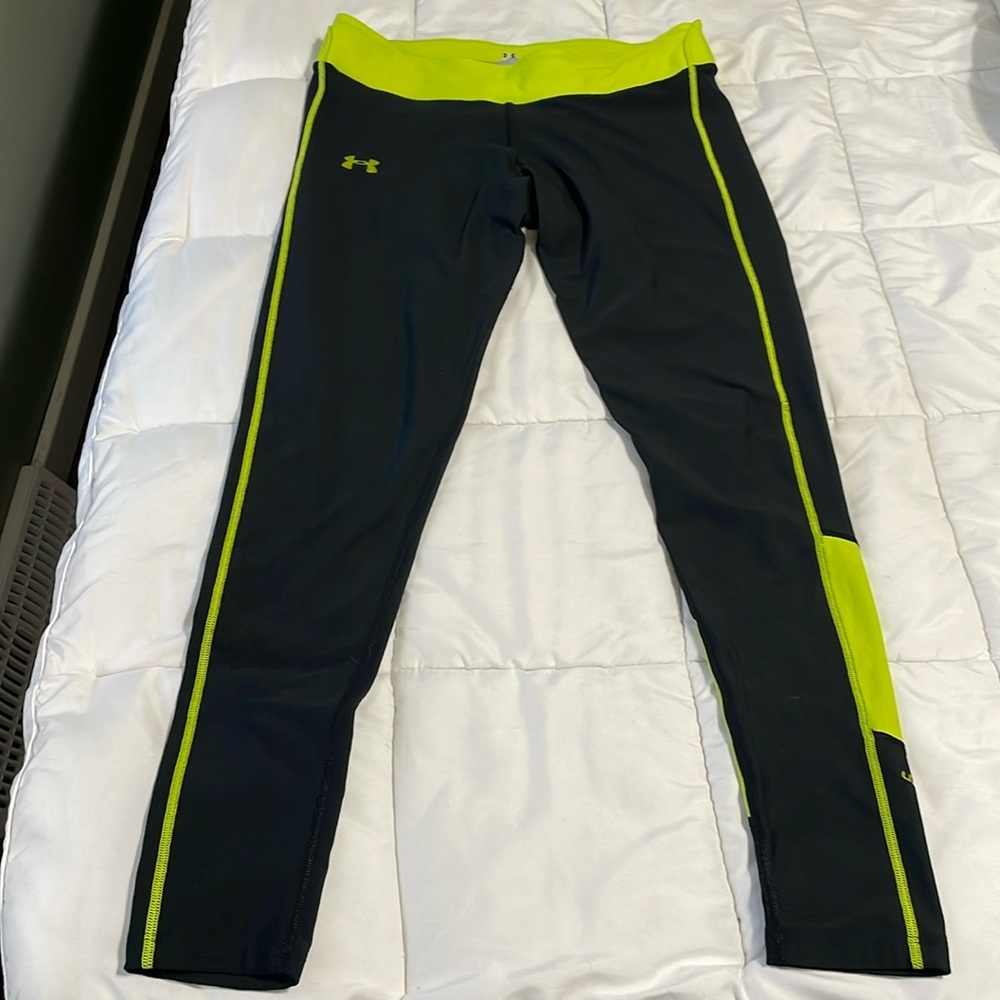Under Armour base layer Black and Neon Yellow Compression, L
